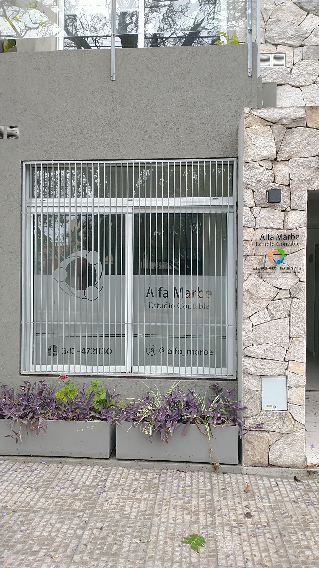 Fachada y acceso sobre calle Urquiza y Boulevard Racedo